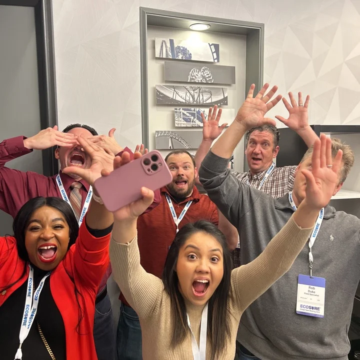 Team_38-Living_Art_desktop